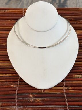 Lia Sophia Silver Tone Curved Collar Necklace